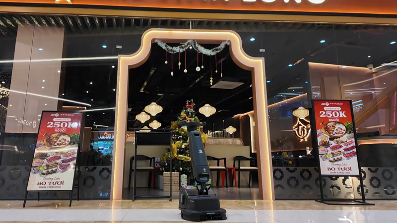 Robot vệ sinh Pudu SH1 do ROBOWORLD phân phối chính hãng, giải pháp tối ưu cho những không gian yêu cầu làm sạch linh hoạt và nhanh chóng