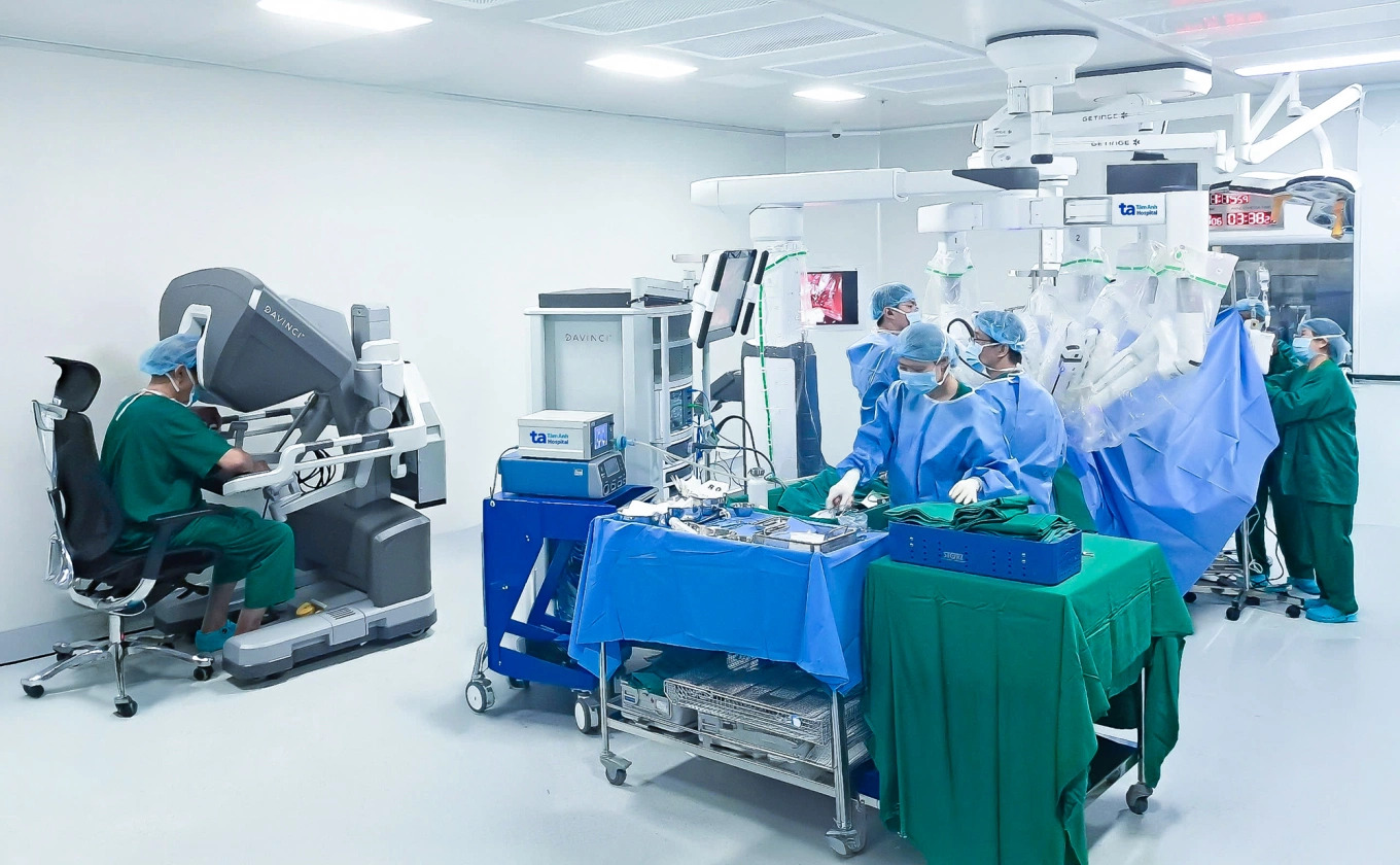 Robot AI hỗ trợ phẫu thuật, điều trị với độ chính xác và an toàn cao