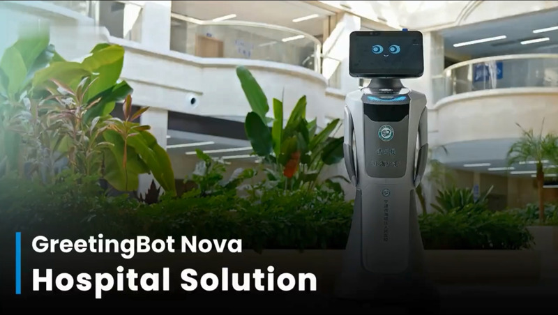 Robot lễ tân Greeting Nova hỗ trợ đón tiếp và hướng dẫn bệnh nhân ngay tại sảnh bệnh viện
