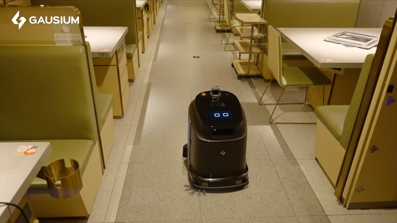 Gausium Phantas - robot AI nhỏ gọn có khả năng tự nhận diện loại sàn và thích nghi môi trường