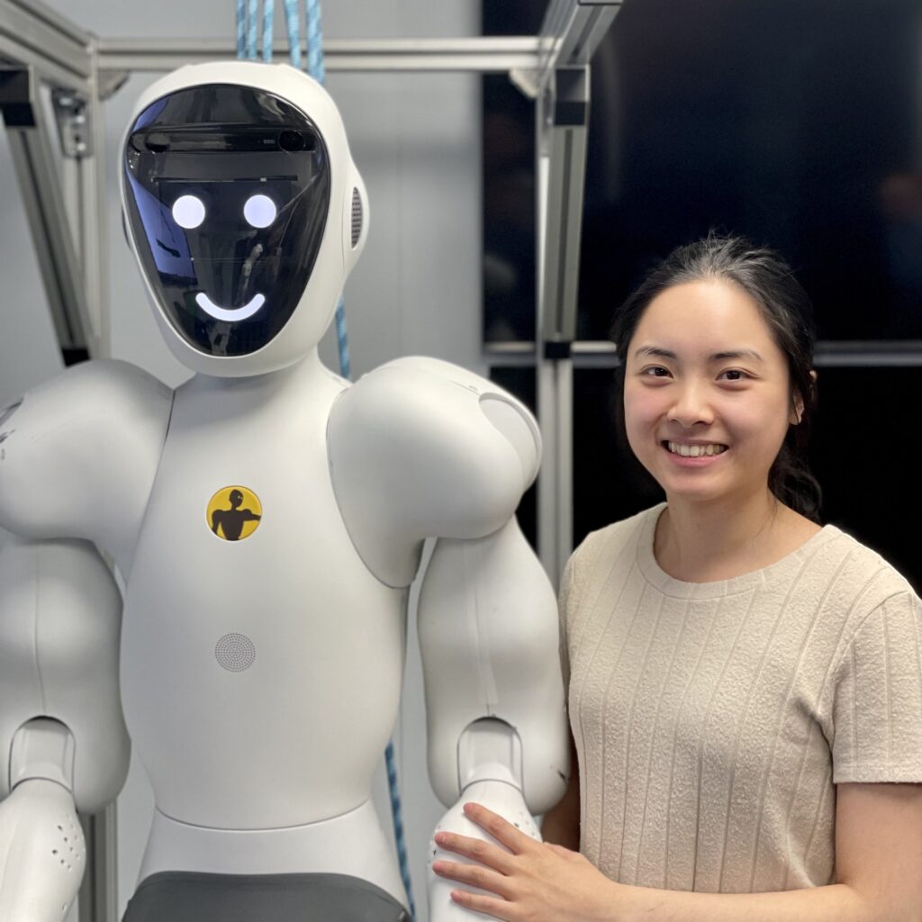 Robot hình người tích hợp AI Agent tự ra quyết định