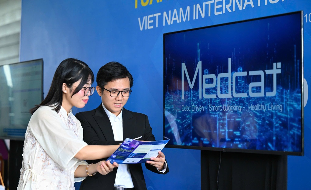 Doanh nghiệp giới thiệu giải pháp số tại tuần lễ công nghệ