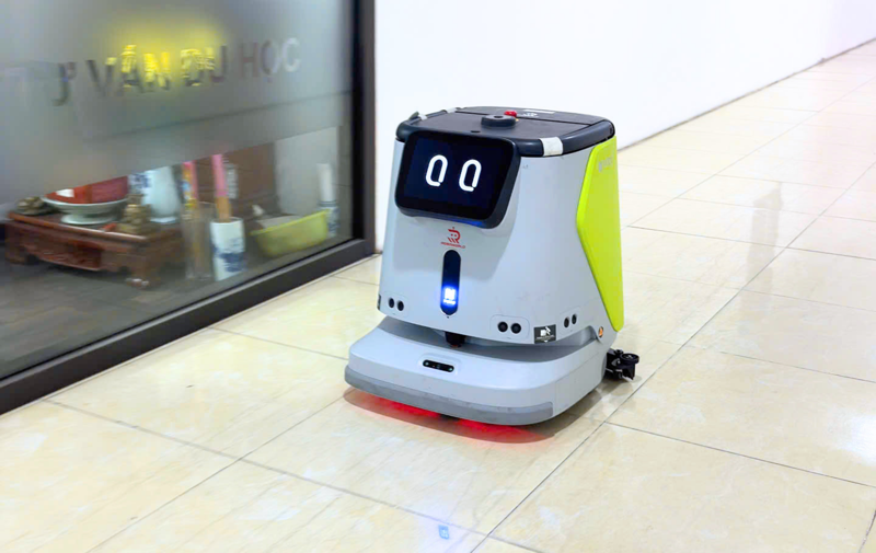 Robot lau sàn công nghiệp Pudu CC1
