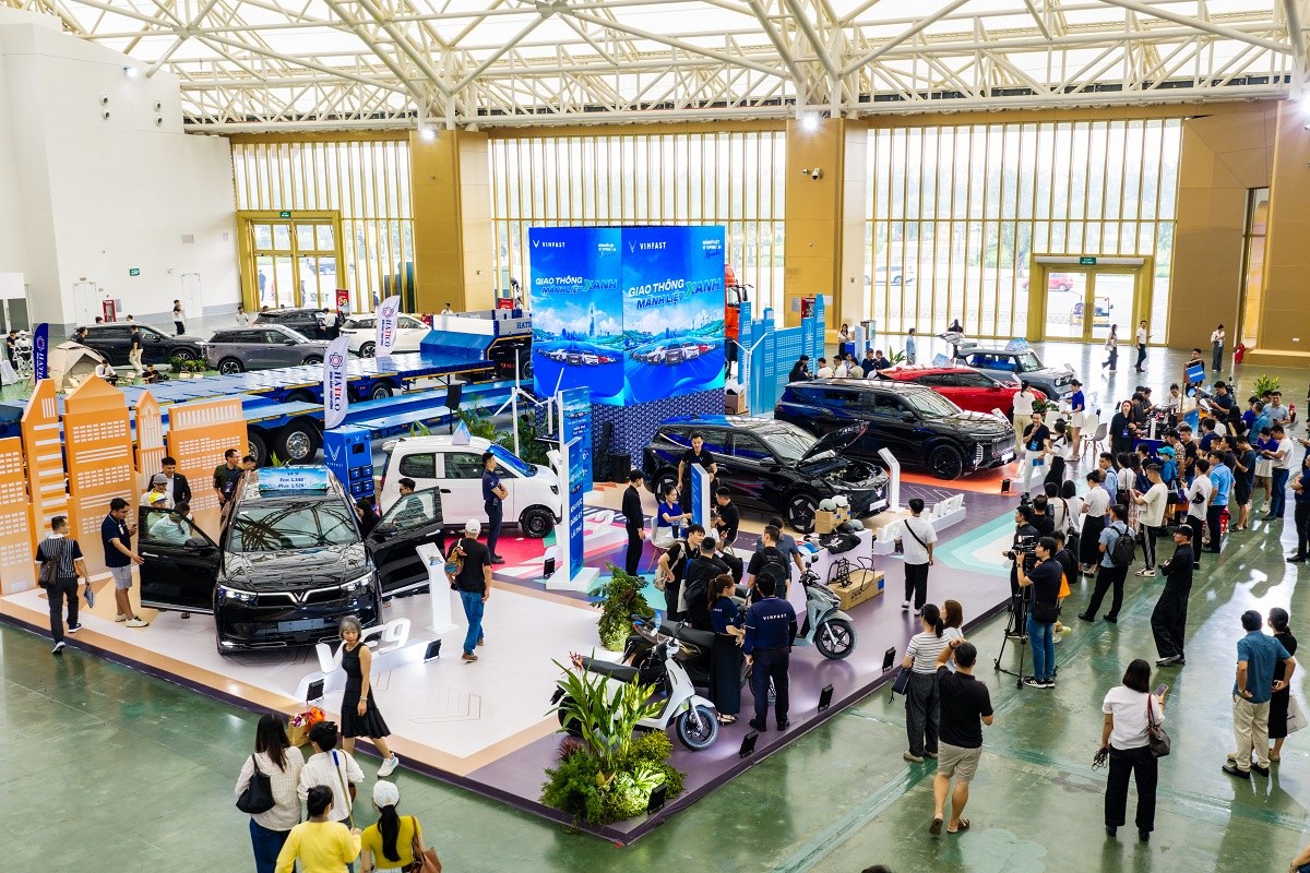 Khu trưng bày xe điện tại triển lãm VITW 2026